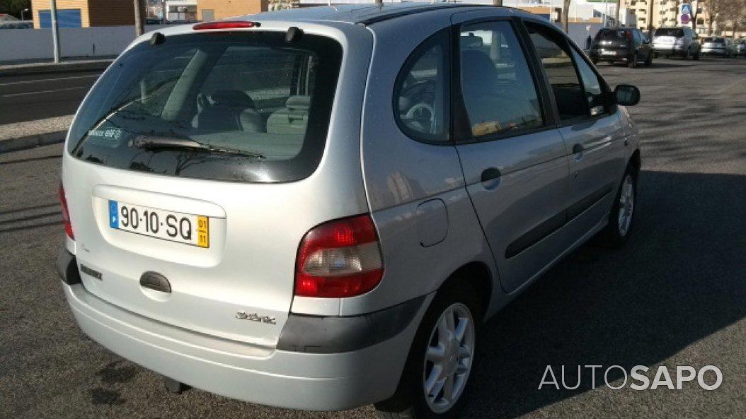 Renault Scénic 1.5 dCi S de 2001