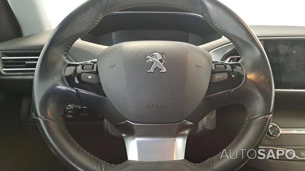 Peugeot 308 1.2 PureTech Style de 2020