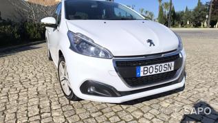 Peugeot 208 1.2 PureTech Life Signature de 2018