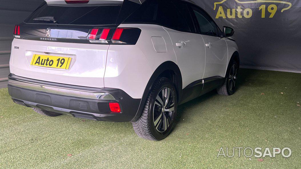 Peugeot 3008 1.2 PureTech Allure EAT8 de 2019