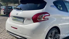 Peugeot 208 de 2015