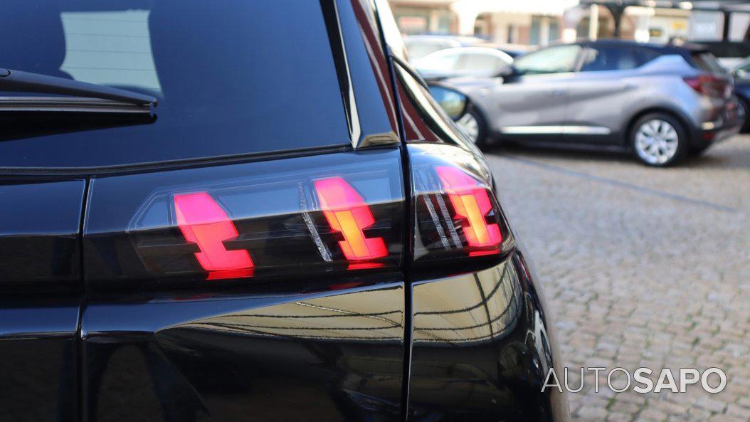 Peugeot 2008 1.5 BlueHDi Allure de 2022