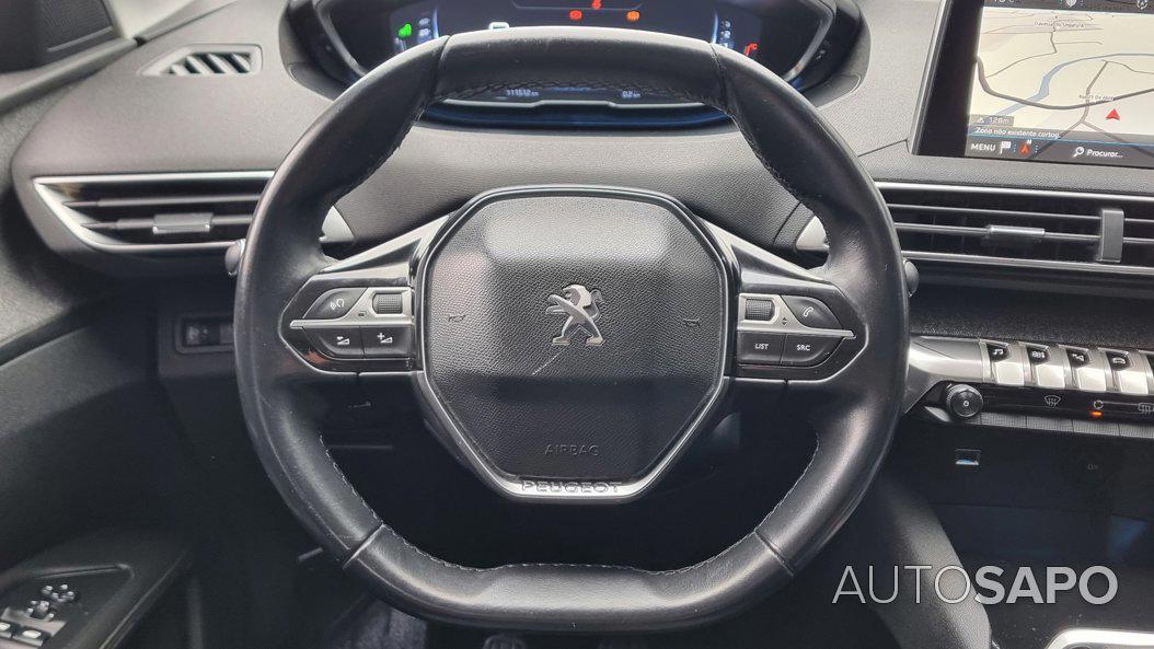 Peugeot 3008 1.2 PureTech Allure de 2017