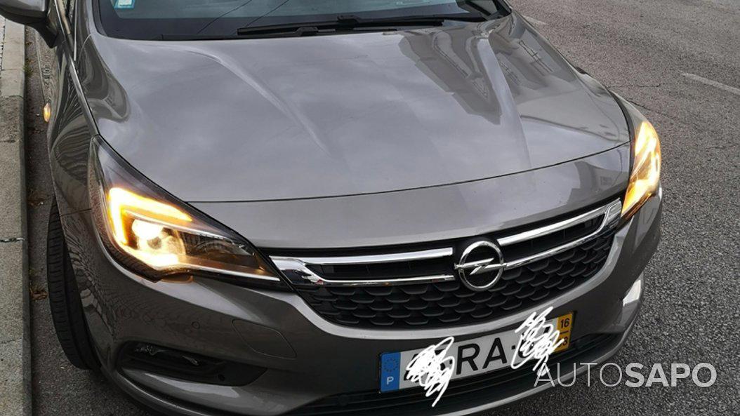 Opel Astra 1.0 Innovation S/S de 2016