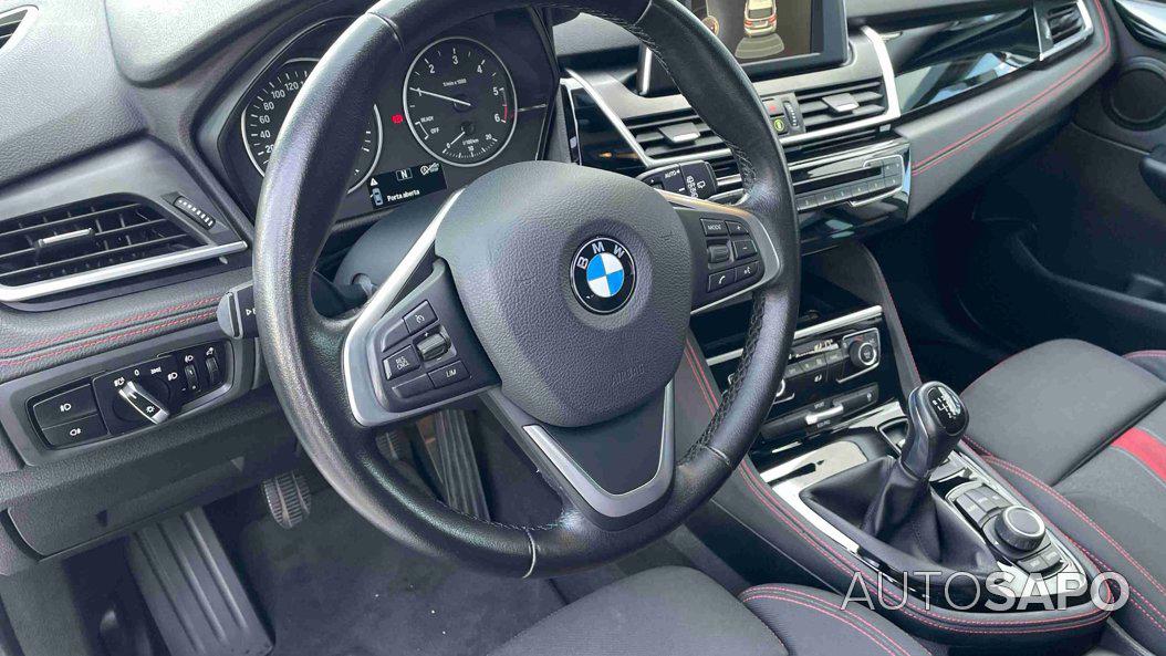 BMW Série 2 Active Tourer 216 d Line Sport de 2017