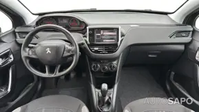 Peugeot 208 de 2012