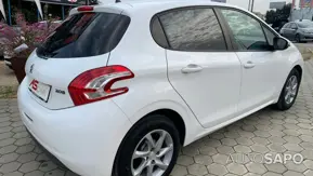 Peugeot 208 de 2015