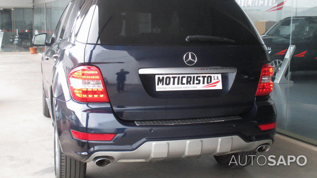 Mercedes-Benz Classe ML 300 CDi BlueEfficiency de 2011