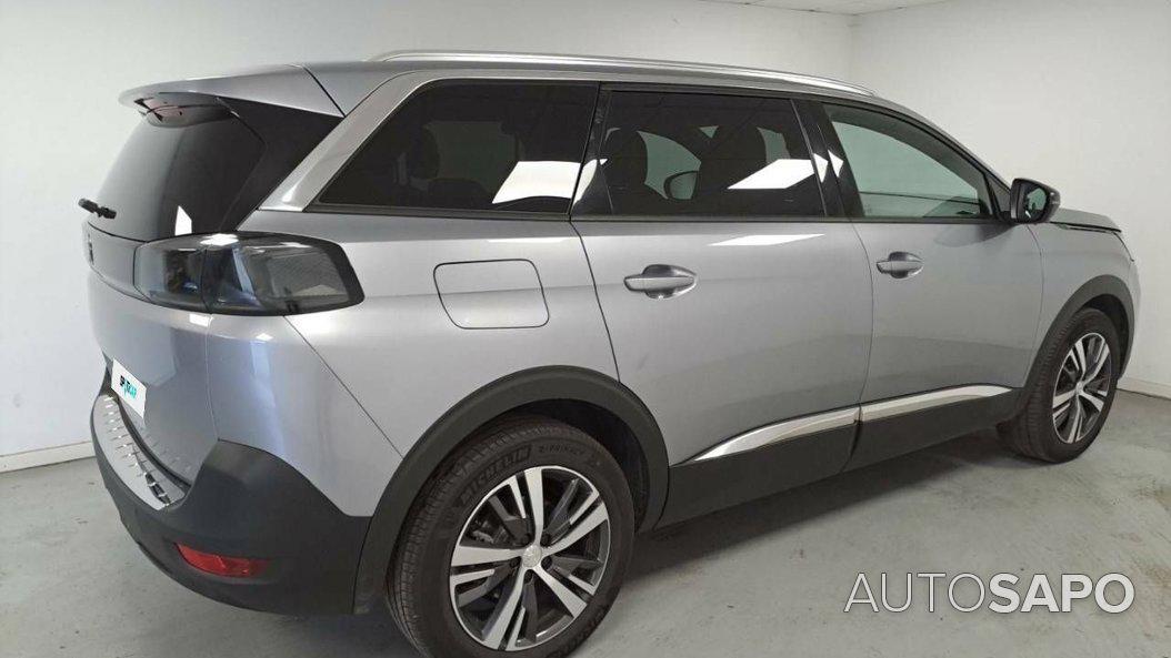 Peugeot 5008 1.5 BlueHDi Allure Pack de 2024