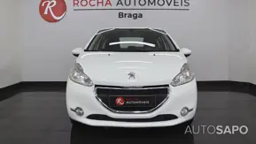 Peugeot 208 de 2014