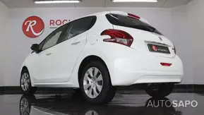 Peugeot 208 de 2014