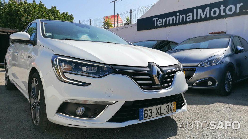 Renault Mégane Grand Coupé Mégane 1.5 Blue dCi Executive EDC de 2019