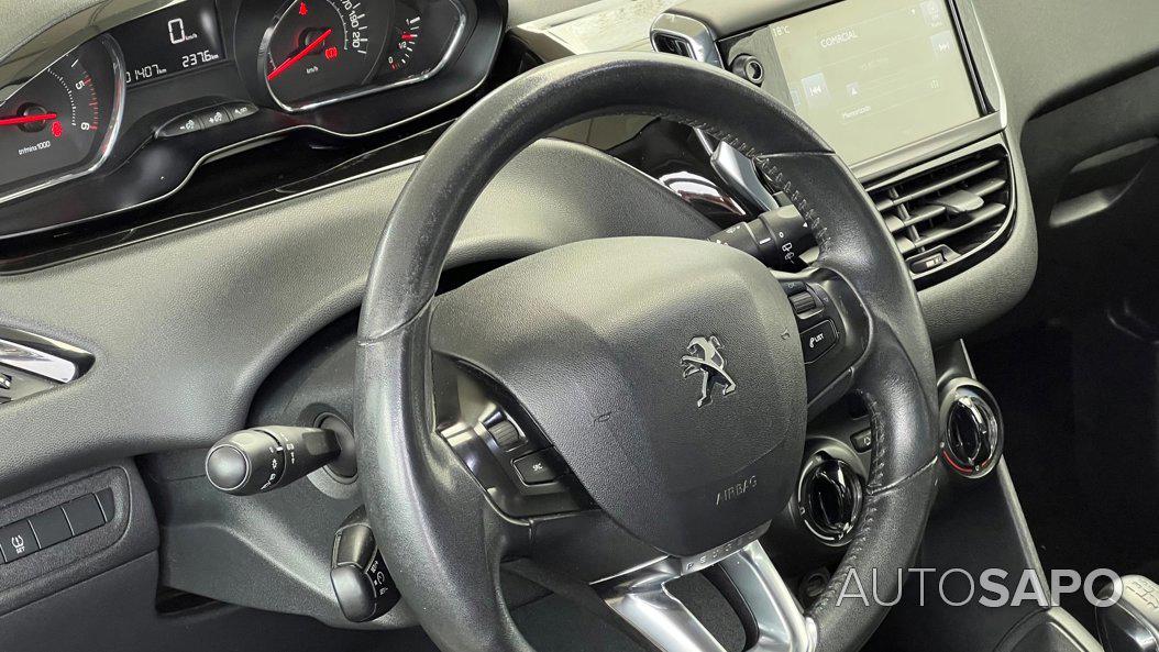 Peugeot 208 de 2014