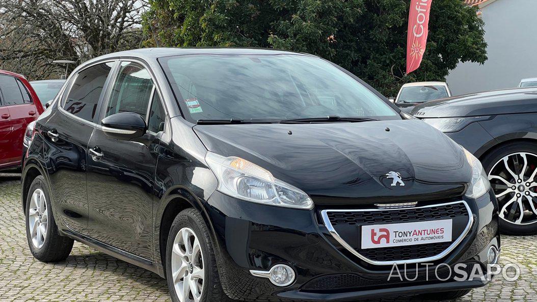 Peugeot 208 de 2014