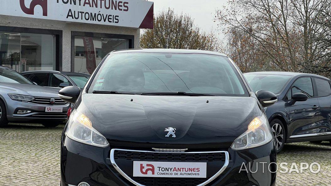 Peugeot 208 de 2014