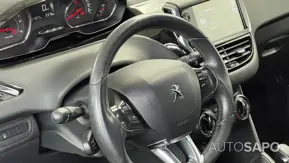 Peugeot 208 de 2014