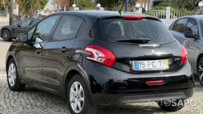 Peugeot 208 de 2014