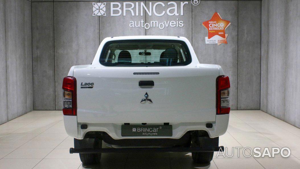 Mitsubishi L200 Strakar de 2021