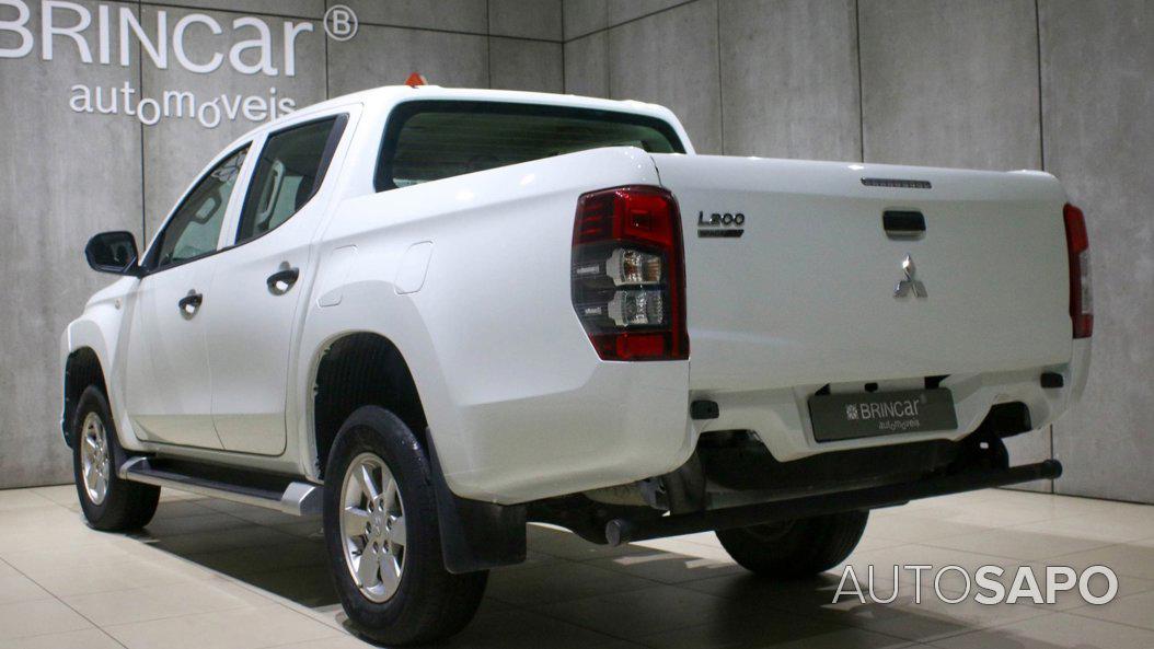 Mitsubishi L200 Strakar de 2021