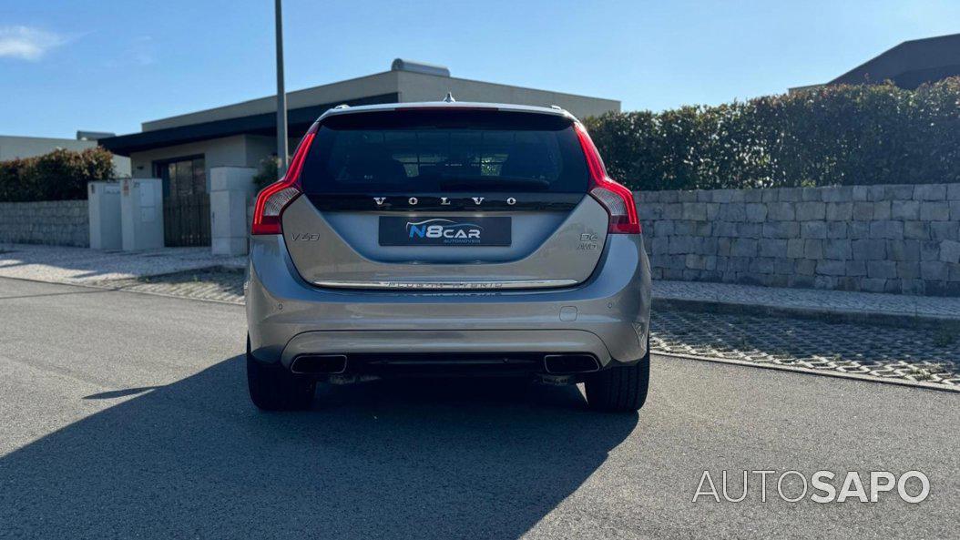 Volvo V60 2.4 D6 Summum AWD Phev de 2013