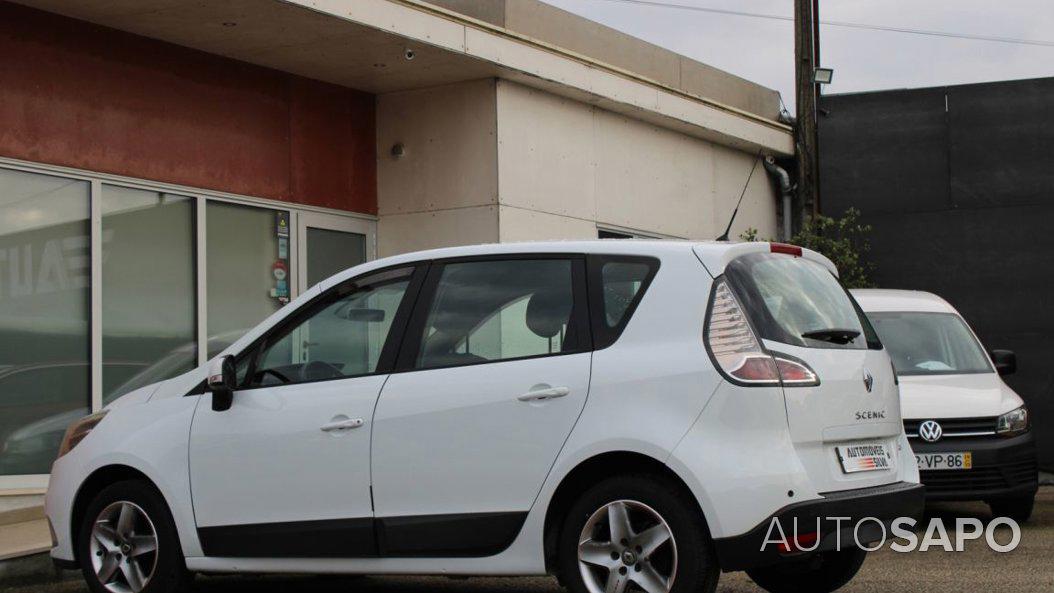 Renault Scénic 1.5 dCi Dynamique S EDC de 2012