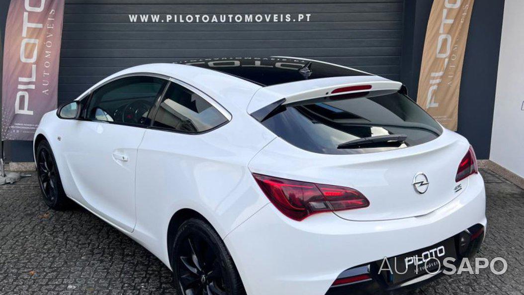 Opel Astra GTC 1.4 de 2015