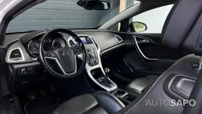 Opel Astra GTC 1.4 de 2015