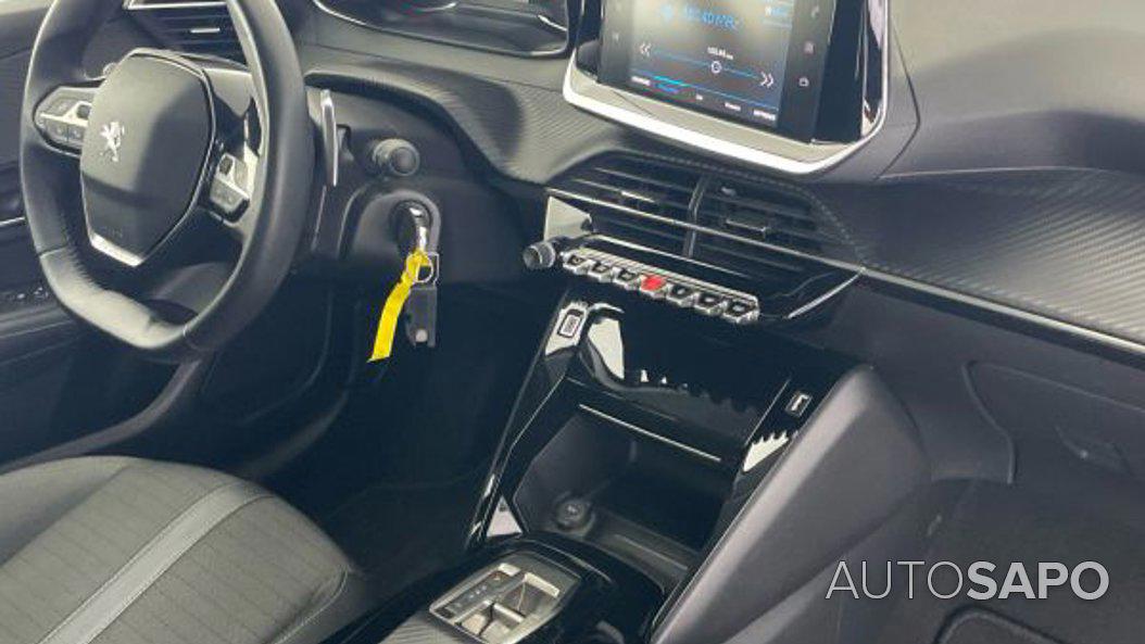 Peugeot 208 1.2 PureTech Allure de 2024