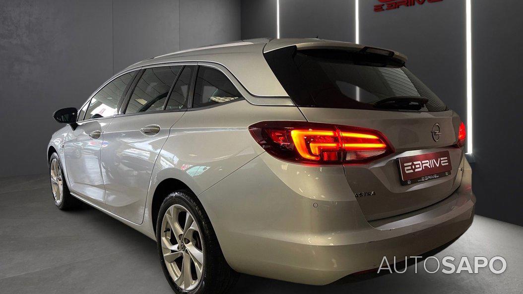 Opel Astra de 2019