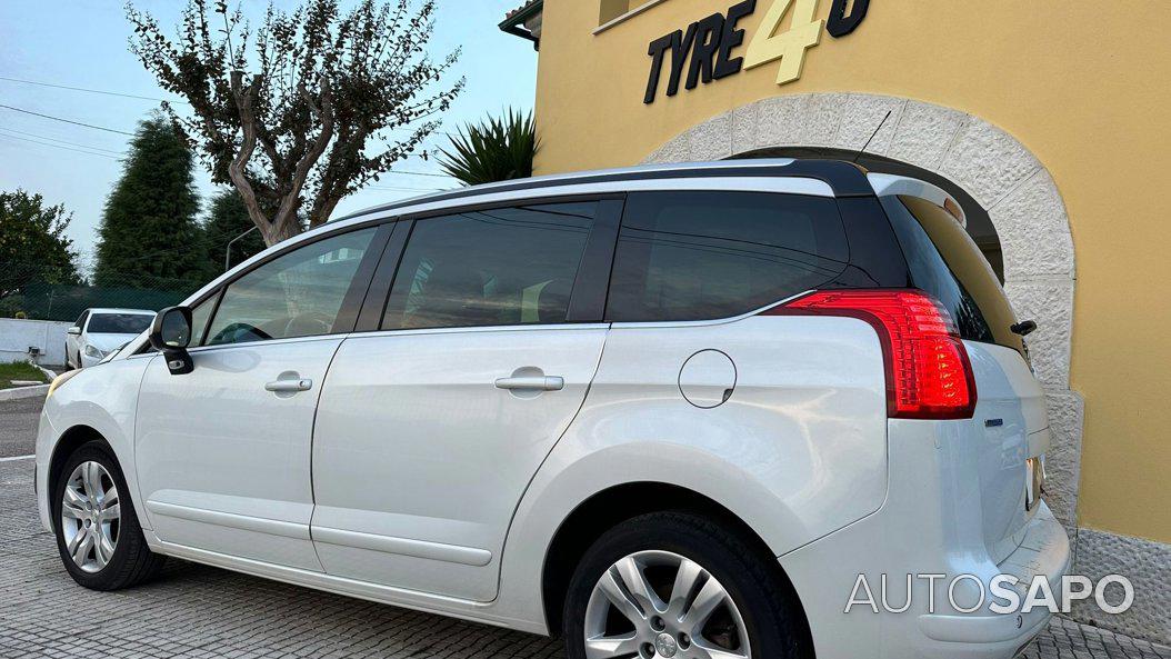 Peugeot 5008 de 2015