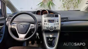 Toyota Verso de 2011