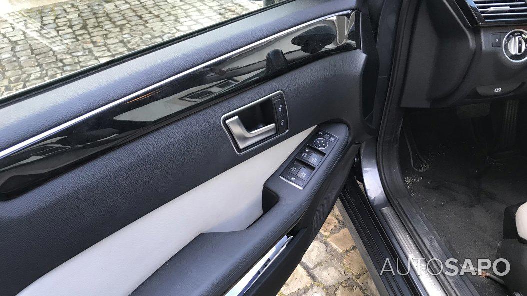 Mercedes-Benz Classe E 300 BlueTEC Hybrid Avantgard de 2013