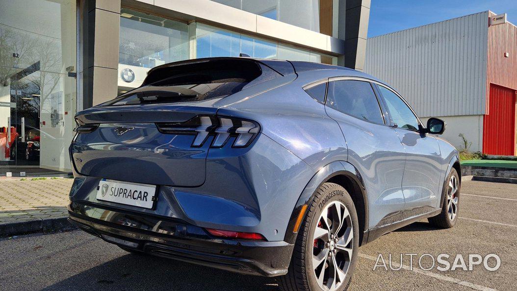 Ford Mustang Mach-E de 2023