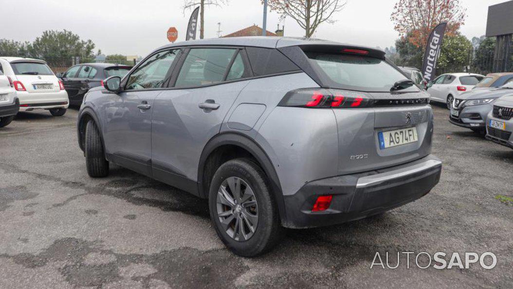 Peugeot 2008 1.2 PureTech Active de 2021