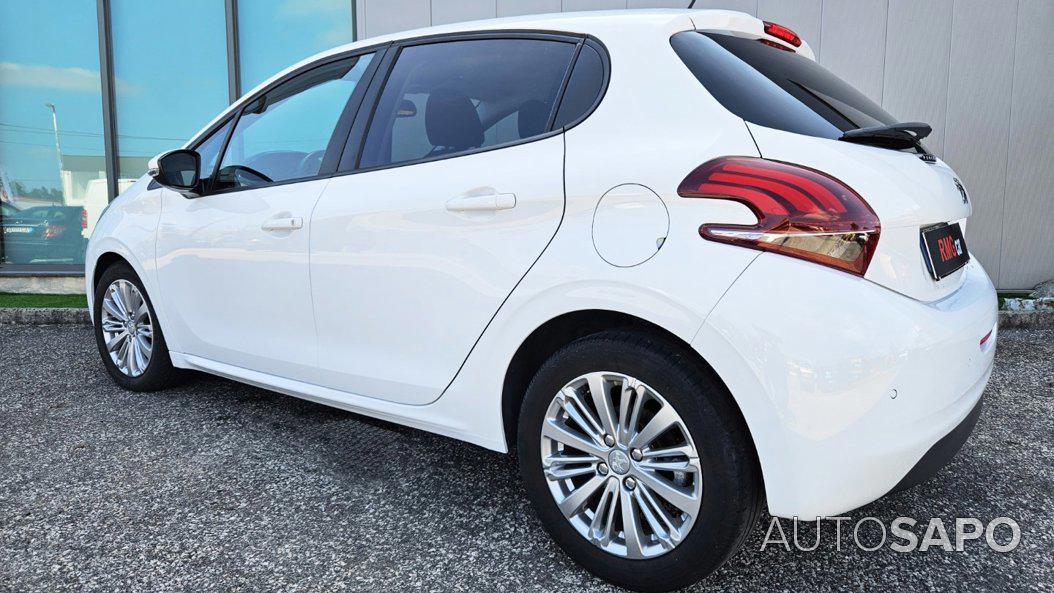 Peugeot 208 1.5 HDI Signature de 2018