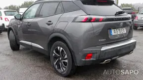 Peugeot 2008 1.2 PureTech Active EAT8 de 2021