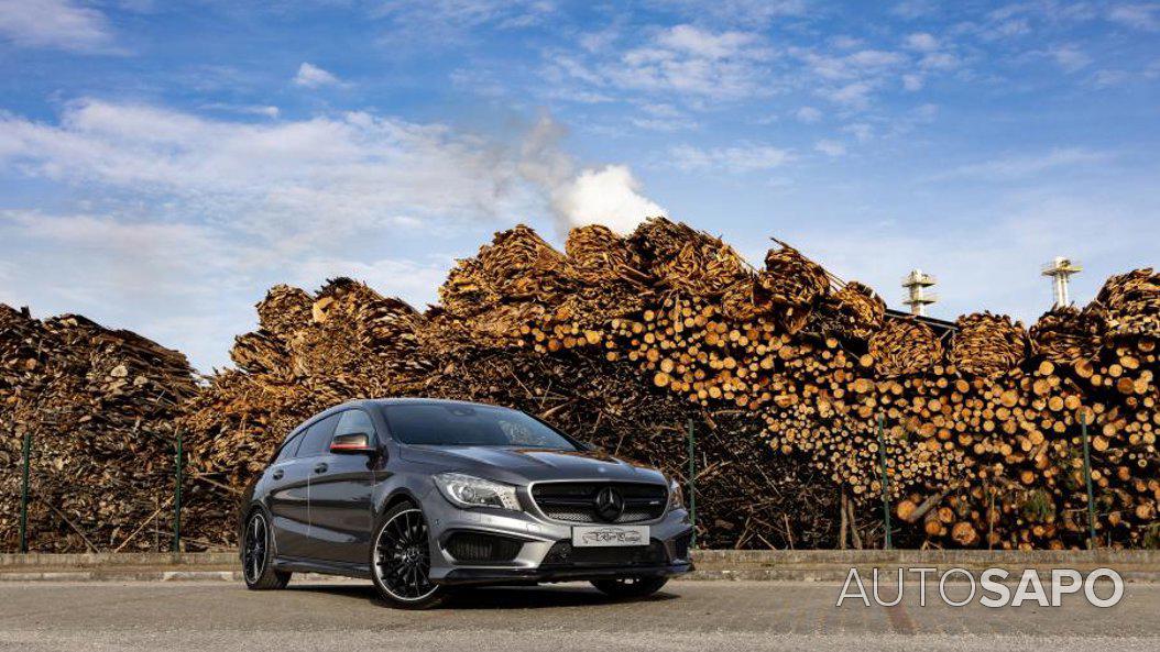 Mercedes-Benz Classe CLA 45 AMG 4-Matic de 2016