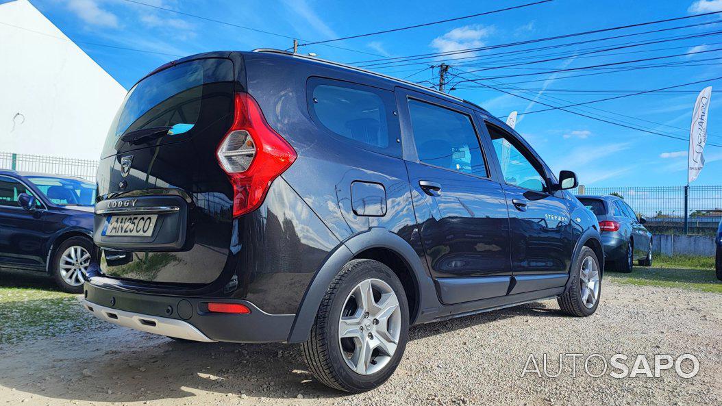 Dacia Lodgy 1.5 Blue dCi Stepway 7L de 2021