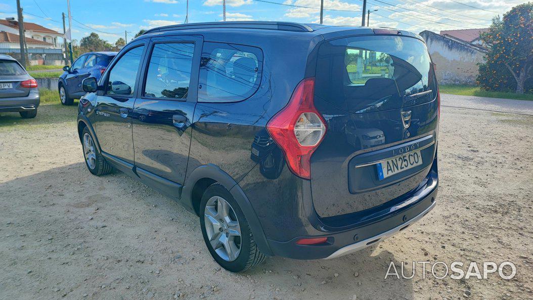 Dacia Lodgy 1.5 Blue dCi Stepway 7L de 2021