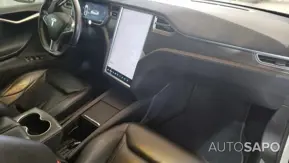 Tesla Model S 90D de 2016