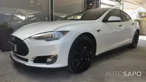 Tesla Model S 90D de 2016