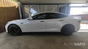 Tesla Model S 90D de 2016