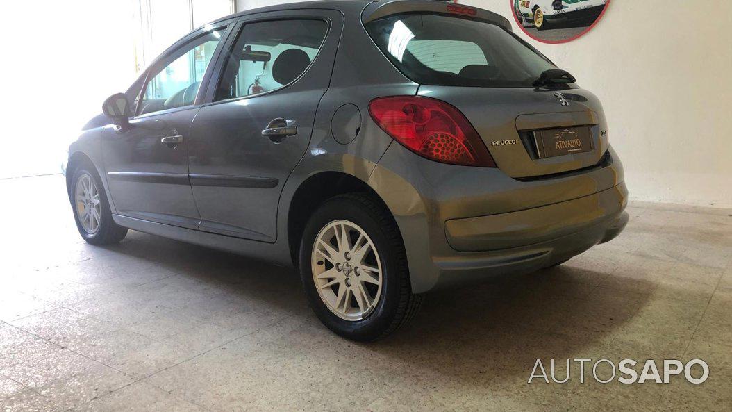 Peugeot 207 1.4 16V Open de 2008