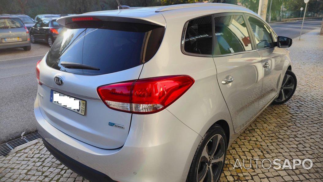 Kia Carens 1.7 CRDi ISG TX de 2015