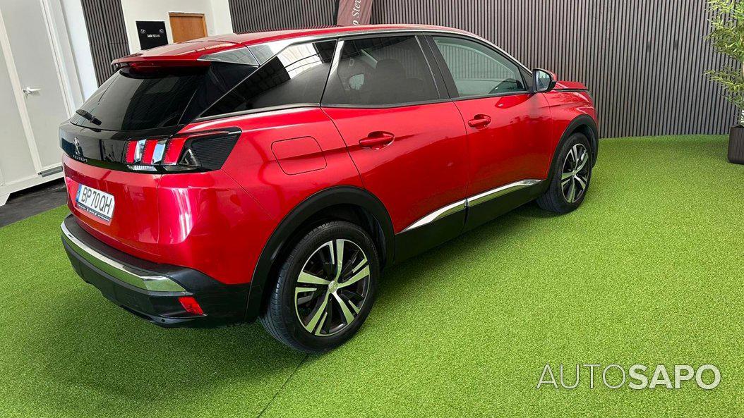 Peugeot 3008 1.2 PureTech Allure J18 de 2017