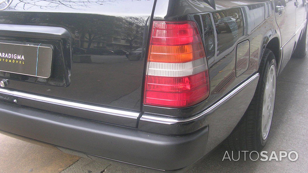 Mercedes-Benz 300 TE-24 Estate (W124) de 1990