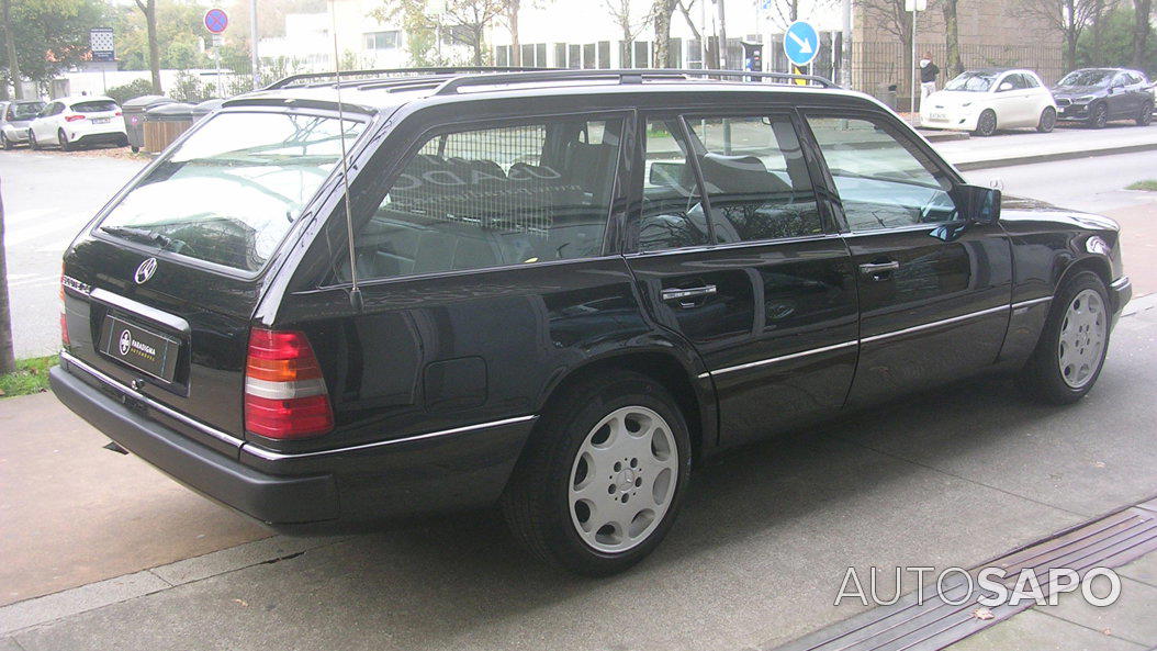 Mercedes-Benz 300 TE-24 Estate (W124) de 1990