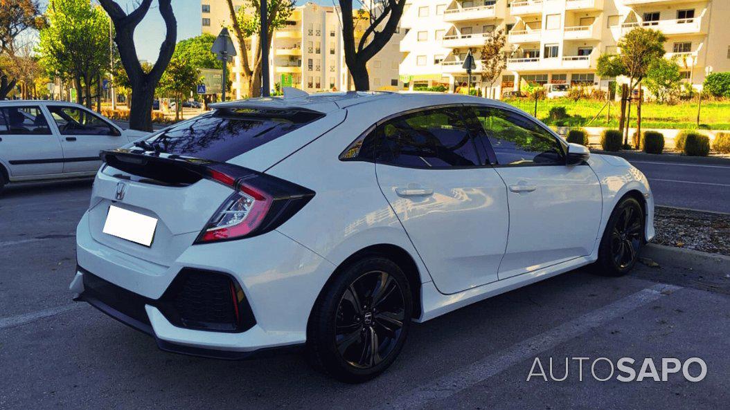 Honda Civic 1.0 i-VTEC Elegance Connect Navi de 2018