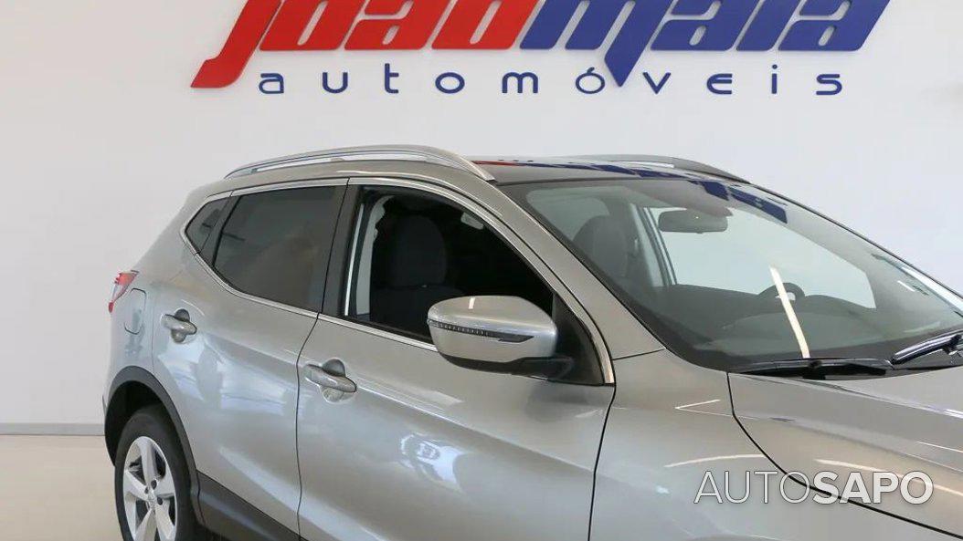 Nissan Qashqai 1.5 dCi Acenta C/Barras de Tejadilho de 2021