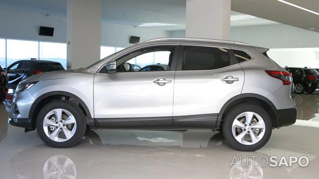 Nissan Qashqai 1.5 dCi Acenta C/Barras de Tejadilho de 2021